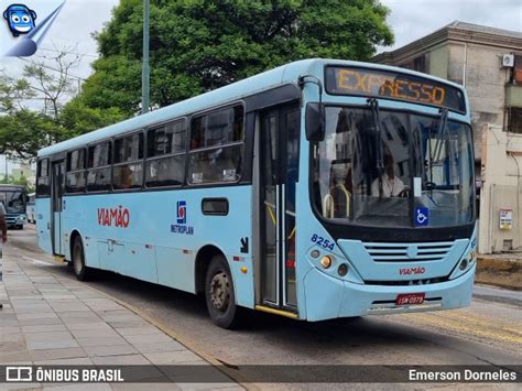 Empresa De Transporte Coletivo Viam O Em Porto Alegre Por Emerson