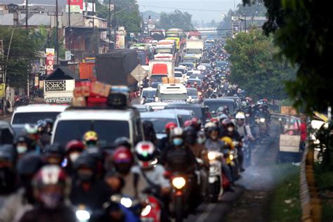 Warga Bandung Timur Keluhkan Kemacetan Imbas Penutupan Exit Tol