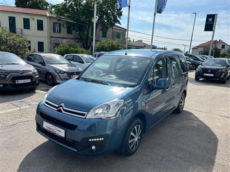 Citroën Berlingo BlueHDi 77 000km SERVISNA NOVO REG 1 GOD