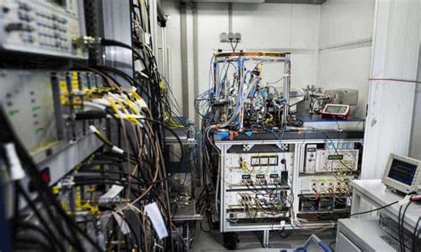 Scientists use mobile optical atomic clocks in the field for the first ...