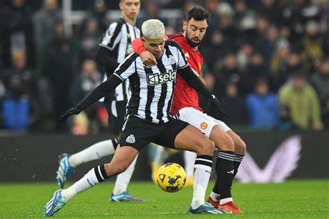 Newcastle gana y complica al Manchester United Fútbol Deportes El