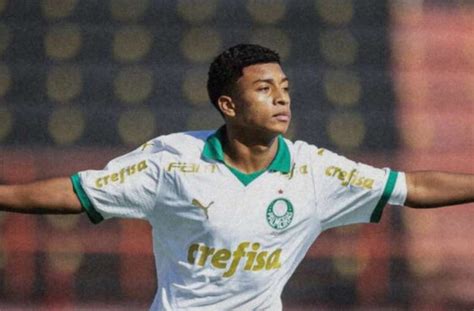 Sub 15 do Palmeiras aplica maior goleada da história da base do clube