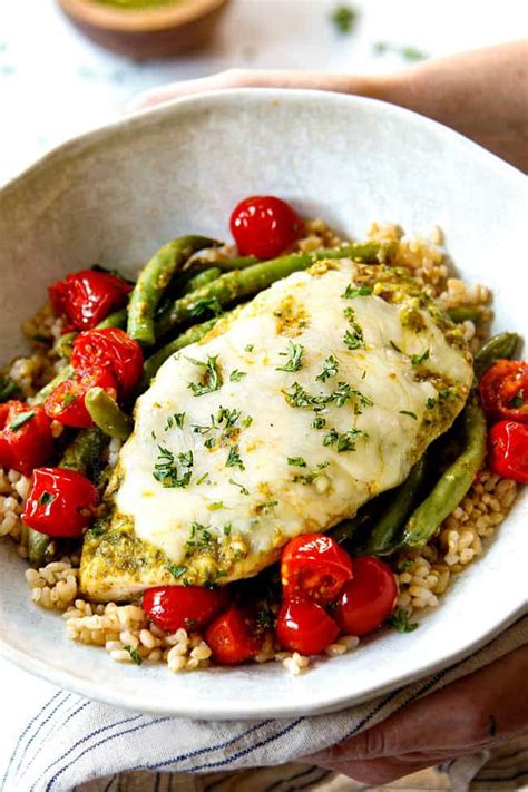 ONE PAN Pesto Chicken Bake With Tomatoes And Green Beans