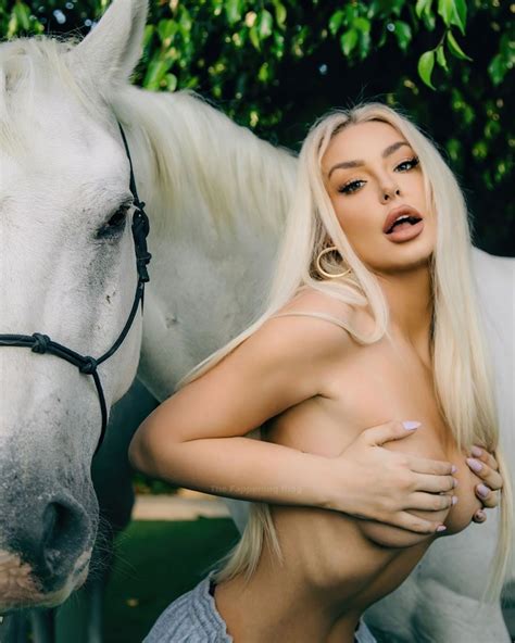 Tana Mongeau Topless 5 Photos Thefappening