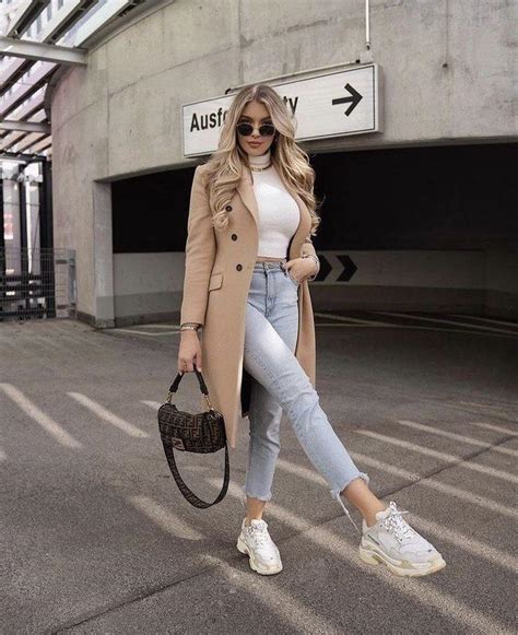 Ideas De Outfit Con Tenis Blancos Que Amaras Lo Mejor De