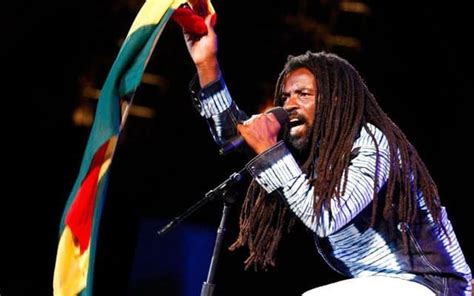 15 Best Reggae Songs of All Time - Singersroom.com