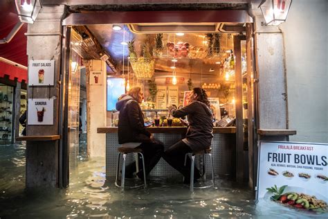 Venice experiencing worst floods in 50 years