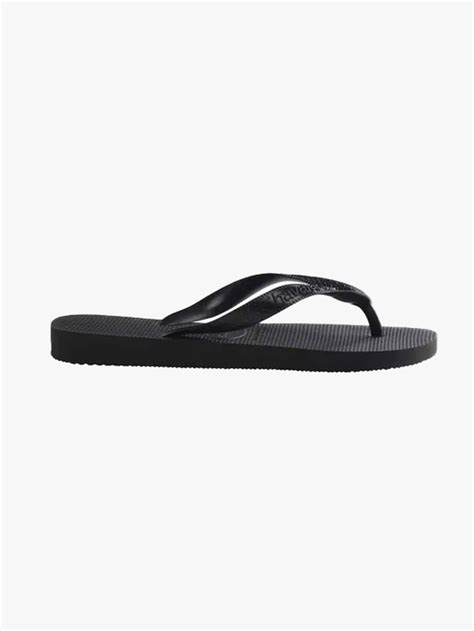 20 Best Sandals For Men 2023 Clogs Slides And More Gq