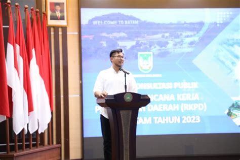 Ketua Dprd Kota Batam Hadiri Forum Konsultasi Publik Rancangan Awal