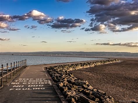 Image of West Kirby Beach by Paul Redfern | 1033752