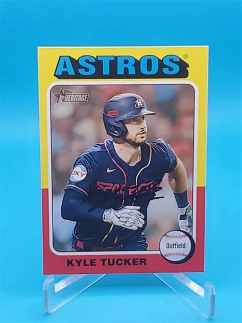 KYLE TUCKER 2024 Topps Heritage 304 Variazione Immagine Fotografica