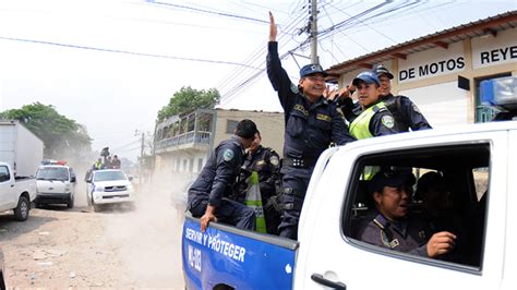 Honduras: Police In Capital Go On Strike To Demand Better Work Conditions | Fox News