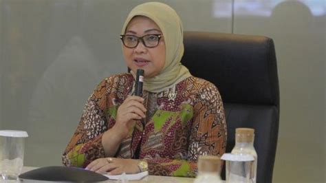 Menaker Ida Fauziyah Sebut Ada 2 25 Juta Angkatan Kerja Baru Per Tahun