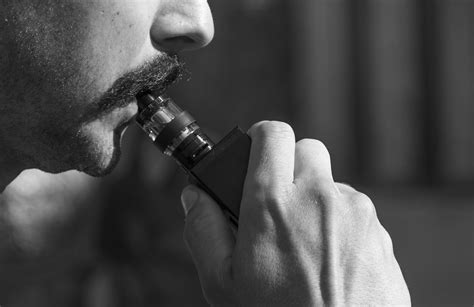 The Benefits Of Vaping Over Traditional Smoking Curious Mind Magazine