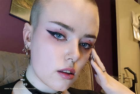 Naked Bbw Giantess Looks Down On And Steps On You Succuslut Official