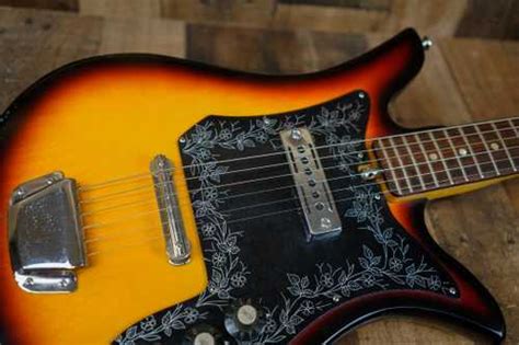 Teisco E Tulip Sunburst Sunburst Guitars Electric Solid Body