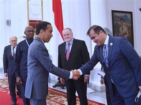 Presiden Jokowi Terima Delegasi World Water Council Di Istana Merdeka