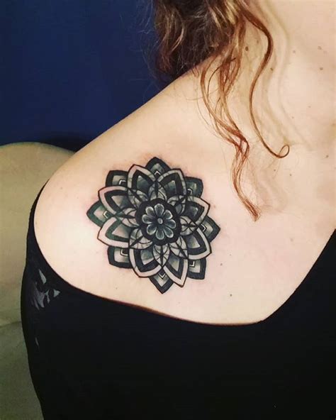 Shoulder Mandala Tattoo Designs For Women Shoulder Tattoos For Women