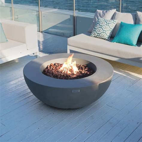 Envelor Lunar Outdoor Fire Pit 42 In Round Concrete Propane Fire Table With Lava Rocks And