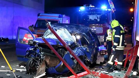 Frankenthal Rheinland Pfalz Horror Unfall Auf B Mann Stirbt Auf