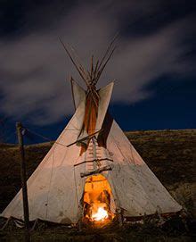 American Indian Style Buffalo Skulls Robes Hides Prairie Edge