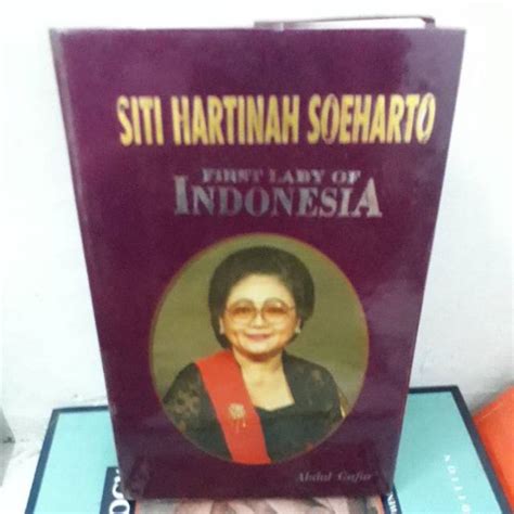 Jual Buku 100 Original Siti Hartinah Soeharto First Lady Of Indonesia