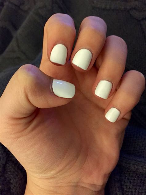 White Acrylic Short Cute Nails Fall Acrylic Nails Cute Nails Winter