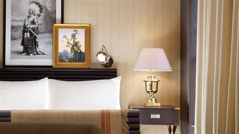 Deluxe Rooms & Suites Galleries - Hotel Jerome