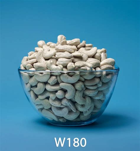 W180 Whole Cashew Nuts Packaging Size 10 Kg At Rs 1200 Kg In Latur