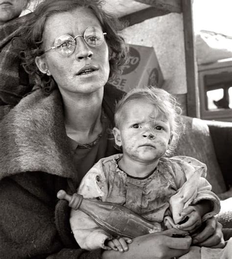 20 Tragic Photos From America S Dust Bowl In The 1930s History Collection