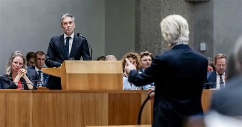 U Heeft Geen Gezag Over Deze Coalitie Debat Over Nieuwe Nederlandse