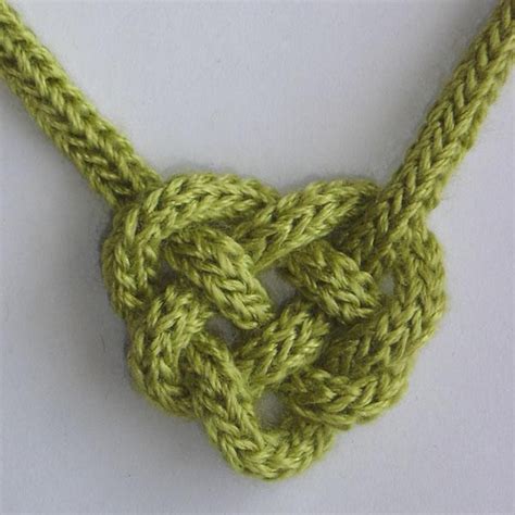 Knitted Celtic Knot Pattern