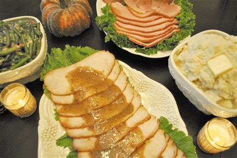 Host A Delicious And Easy Thanksgiving Meal Thanks To Honeybaked Ham