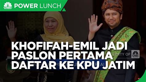 Khofifah Emil Paslon Pertama Yang Daftar Ke Kpu Jatim Youtube