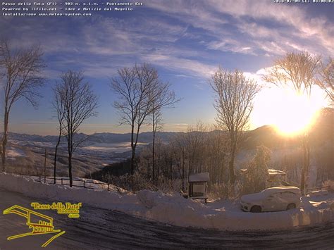 La Neve Torna A Dare Spettacolo Bianco Risveglio Domenicale Per L