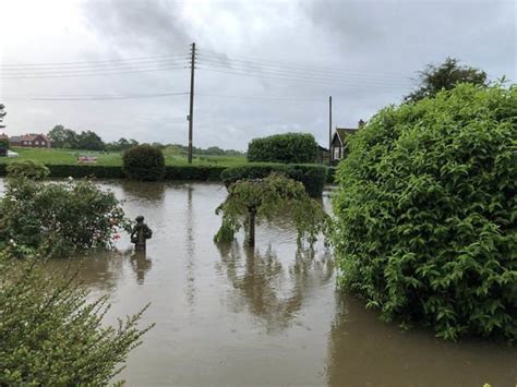 Flood warning map: Lincolnshire and Nottinghamshire under water - latest rain radar alerts ...