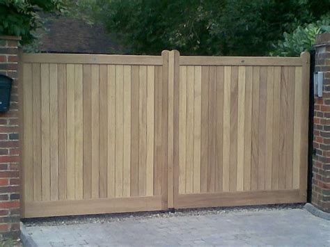 Henley 2 BG Wooden Gates Wooden Gates For Driveways