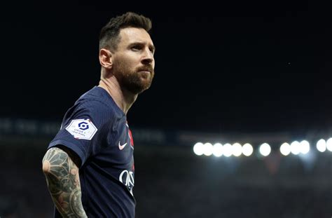 Messi revela detalles de su salida del PSG y el quiebre con la afición