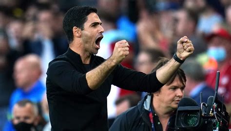 Watch Mikel Arteta Cant Contain His Celebrations As Arsenal Thrash