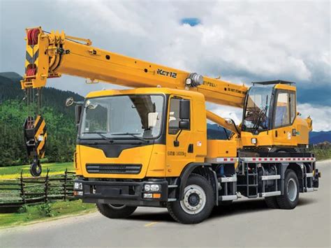 Hydraulic Truck Cane 12 Ton Mobile Crane Xct12 With Compact Structure