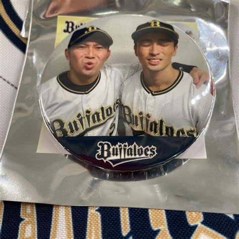 オリックス・バファローズ Buffaloes オフショット カンバッジ 缶バッジ メルカリ