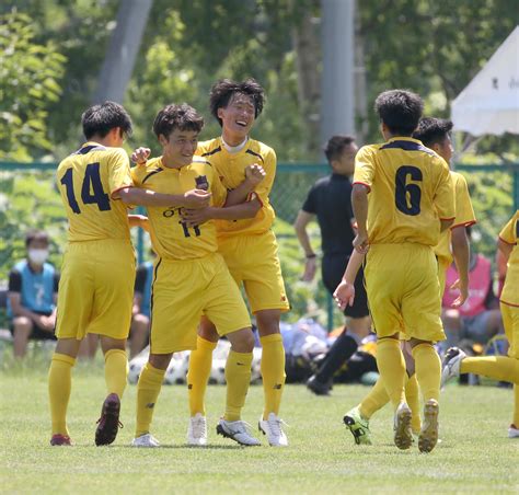 男子の札幌大谷は準vも3年ぶり全国切符／高校総体北海道予選 サッカー写真ニュース 日刊スポーツ