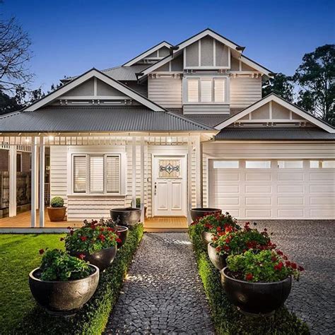 Blackburn Residence Curb Appeal In Spades Australianhomes