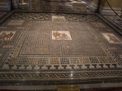 ump  minotaurs labyrinth   skins