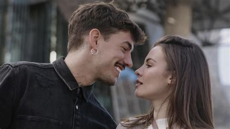 Jessica Bueno le dedica un romántico mensaje a Luitingo por su primer