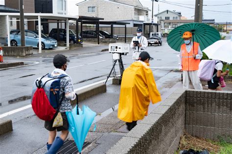 上越警察署管内で「可搬式オービス」使った速度取り締まり 狭い通学路や生活道路に設置可能 上越タウンジャーナル