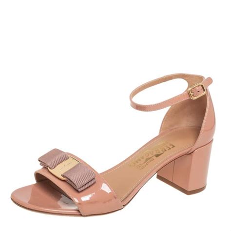 Salvatore Ferragamo Nude Pink Patent Vara Bow Ankle Strap Sandals Size