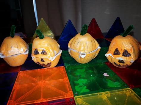 Egg Carton Pumpkins