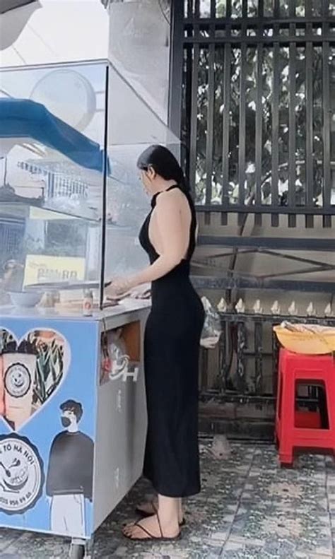 Ngắm đường cong gây nghiện của hot girl bán cháo lòng Báo Tri thức Cuộc sống