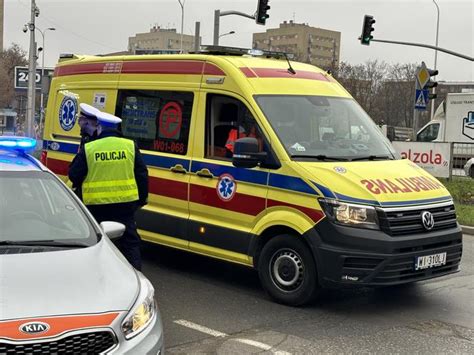 Plama Krwi Torebka I Rozbite Okulary Rozpacz Kierowcy Autobusu Po